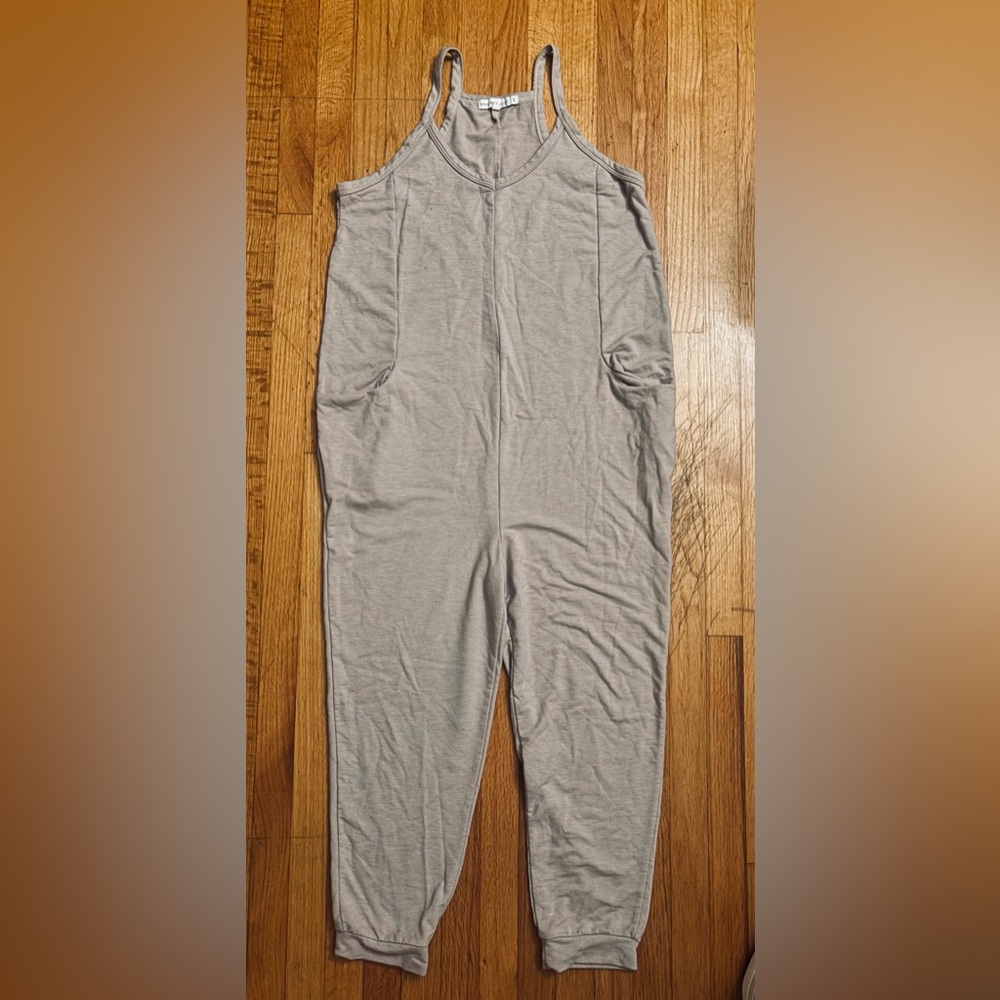 Sincerely Jules Women’s Jumpsuit Size S